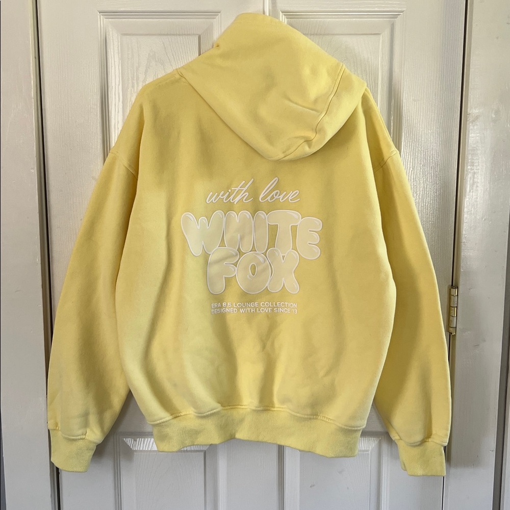 NWOT White Fox Boutique With Love Always Oversized Hoodie Lemon Size M/L - Picture 2 of 11